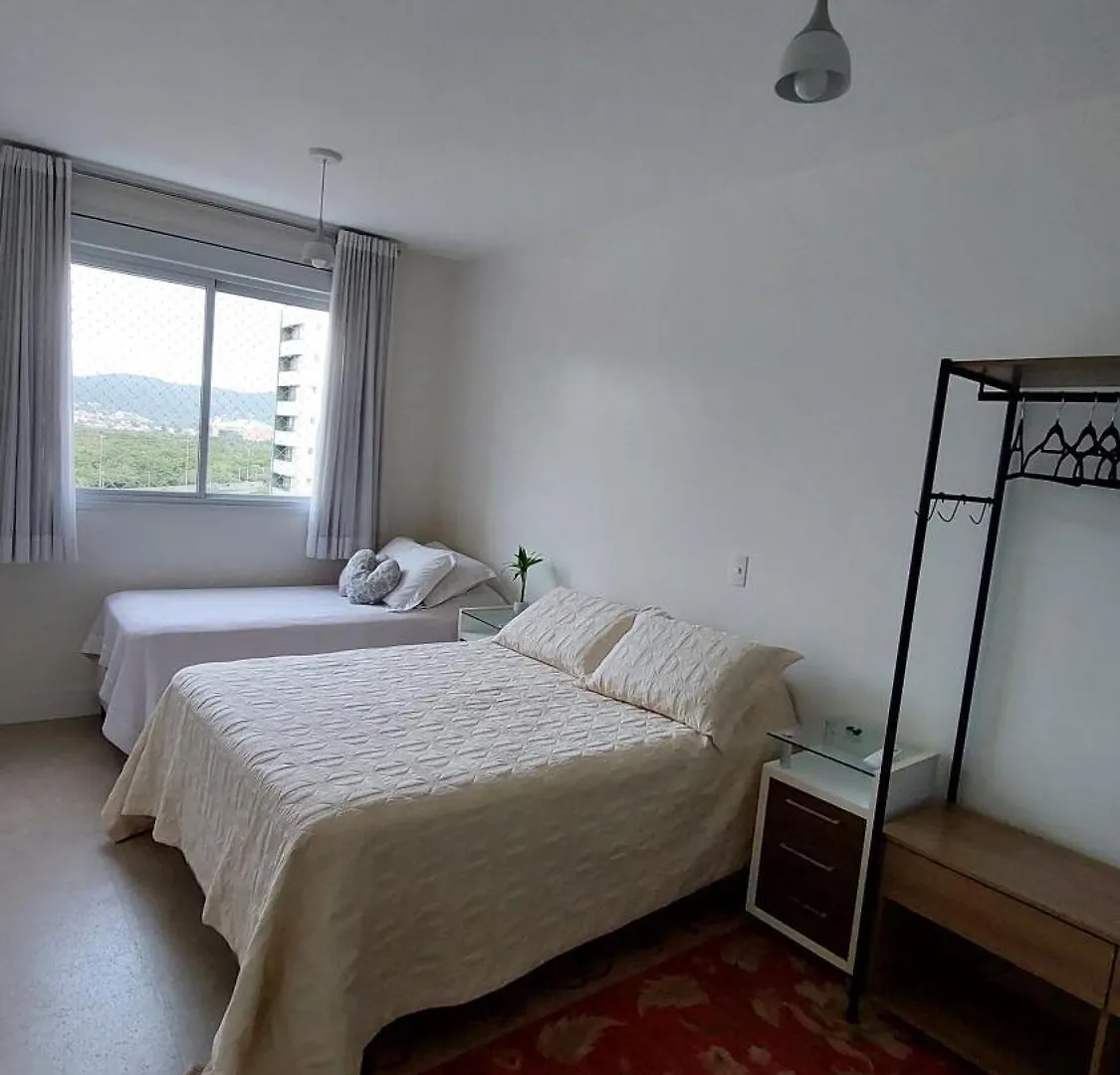 Accommodatie bij particulieren Suite Cobertura Trindade Em Apto Compartilhado Florianópolis Brazilië